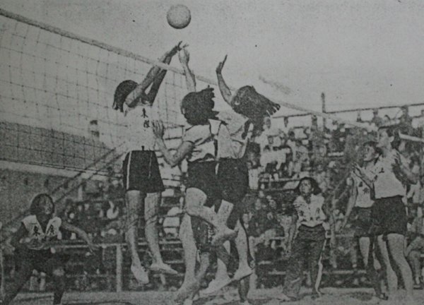 炒股配资平台排名 百年前“饭圈”同样火热，知名女运动员需直面假新闻